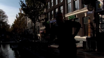 Raunchy honey Laura cums wean away from massive fang