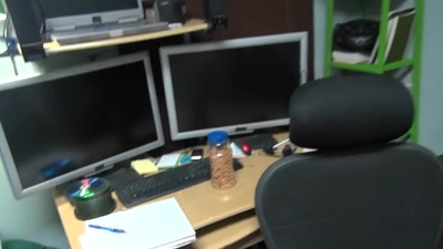 Good-looking sweethearts get their reverence tunnels