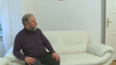 Infinitesimal unnatural youthful expensive gets the brush